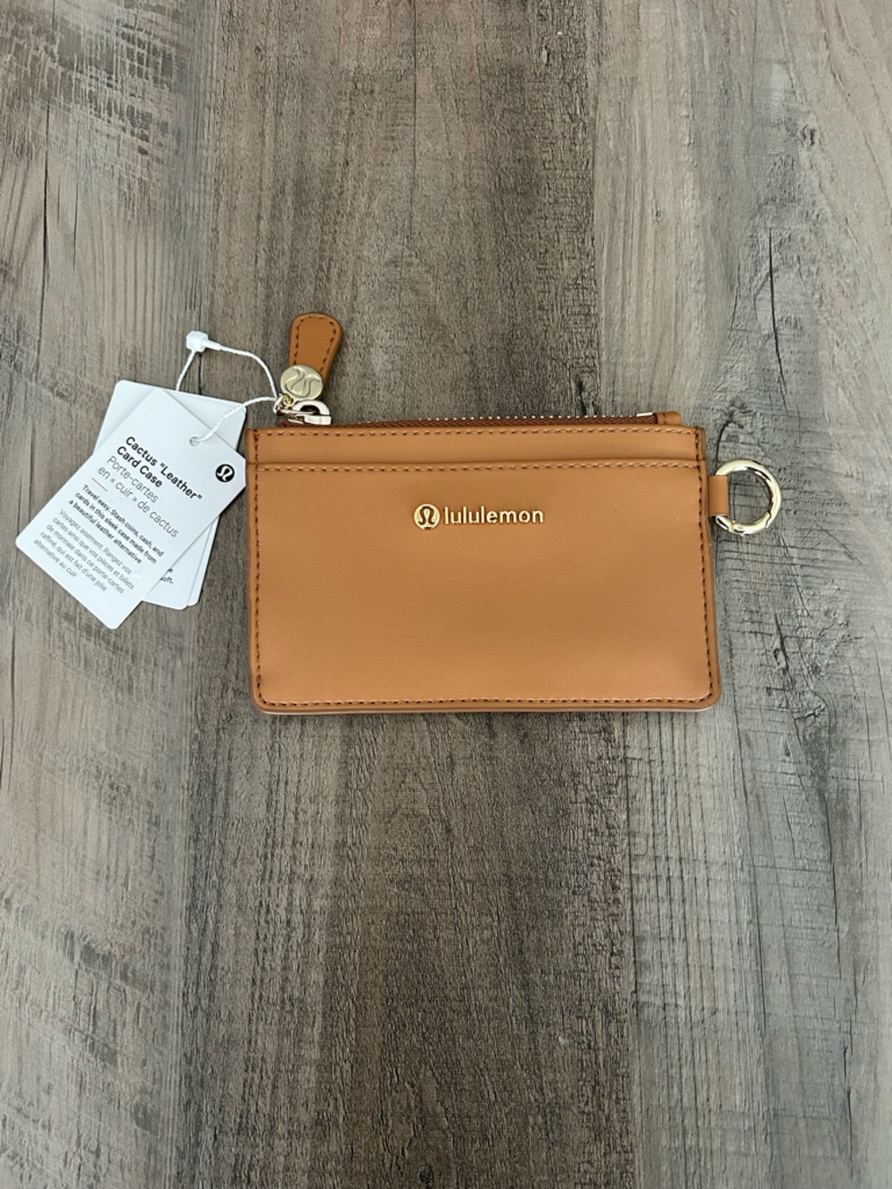 🦄 NWT Cactus Tan Leather Zip Card Wallet with Gold Hardware